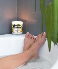 High Tides and Good Vibes Bathtub Candle